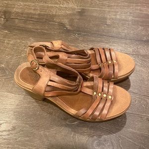 Size 7.5 Cobb Hill sandals